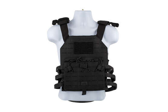 The Red Rock Outdoor Gear Armor Carrier is made from black Nylon and is designed for 11x14 SAPI armor plates
